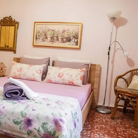 The Olive Grove Ferienhaus